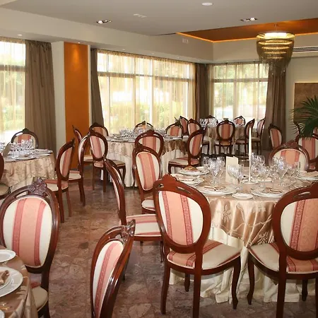 Santa Lucia Le Sabbie D'oro 4* Чефалу