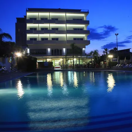 Santa Lucia Le Sabbie D'oro