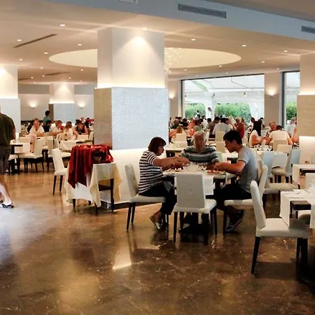 Santa Lucia Le Sabbie D'oro Чефалу