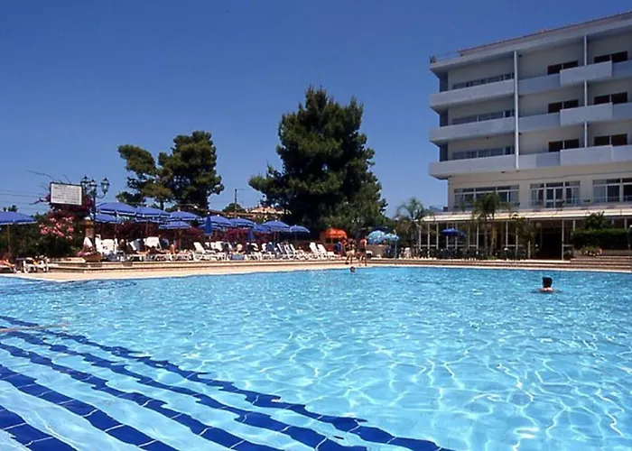 Santa Lucia Le Sabbie D'oro Hotel 4*