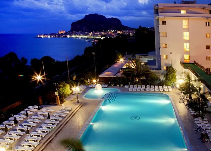 Hotel Santa Lucia Le Sabbie D'oro 4*