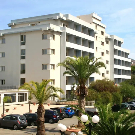 Santa Lucia Le Sabbie D'oro Cefalù