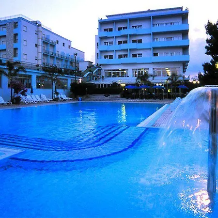 Santa Lucia Le Sabbie D'oro 4*