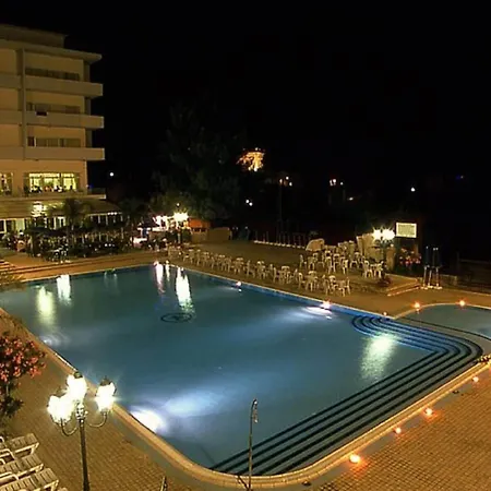 Santa Lucia Le Sabbie D'oro Cefalù