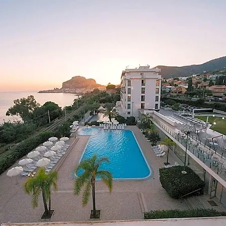 Santa Lucia Le Sabbie D'oro 4* Cefalù