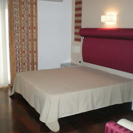 Hotel Santa Lucia Le Sabbie D'oro Cefalù