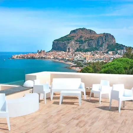 Santa Lucia Le Sabbie D'oro تْشيفالو