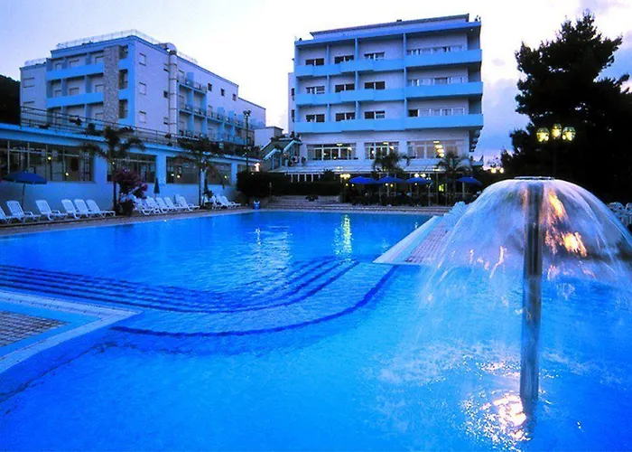 Santa Lucia Le Sabbie D'oro 4*