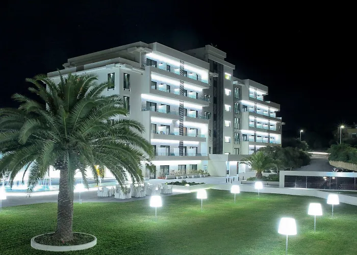 Santa Lucia Le Sabbie D'oro Szálloda