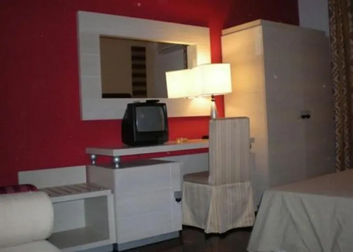 萨比多罗圣卢西亚酒店 4*