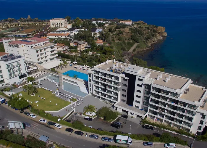 Santa Lucia Le Sabbie D'oro Otel