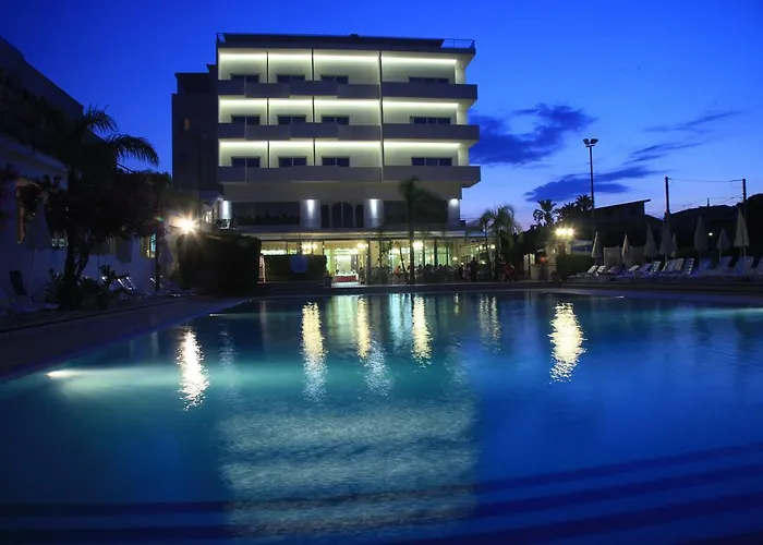 萨比多罗圣卢西亚酒店